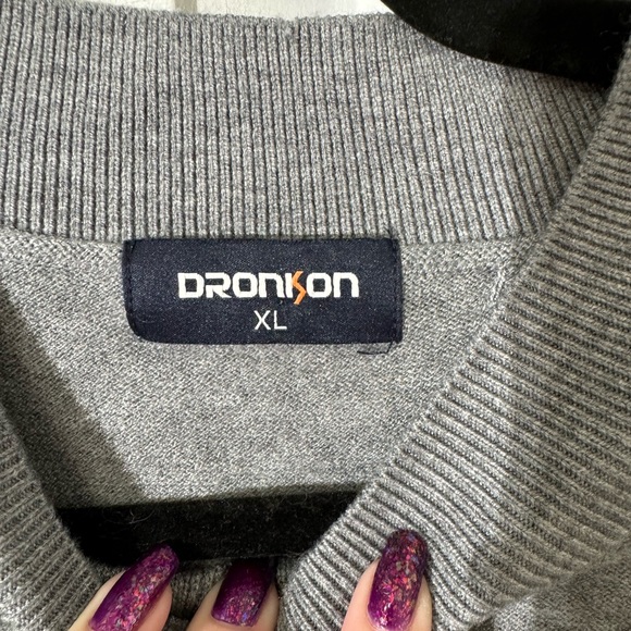 Men’s grey and blue ombré sweater - Picture 2 of 2